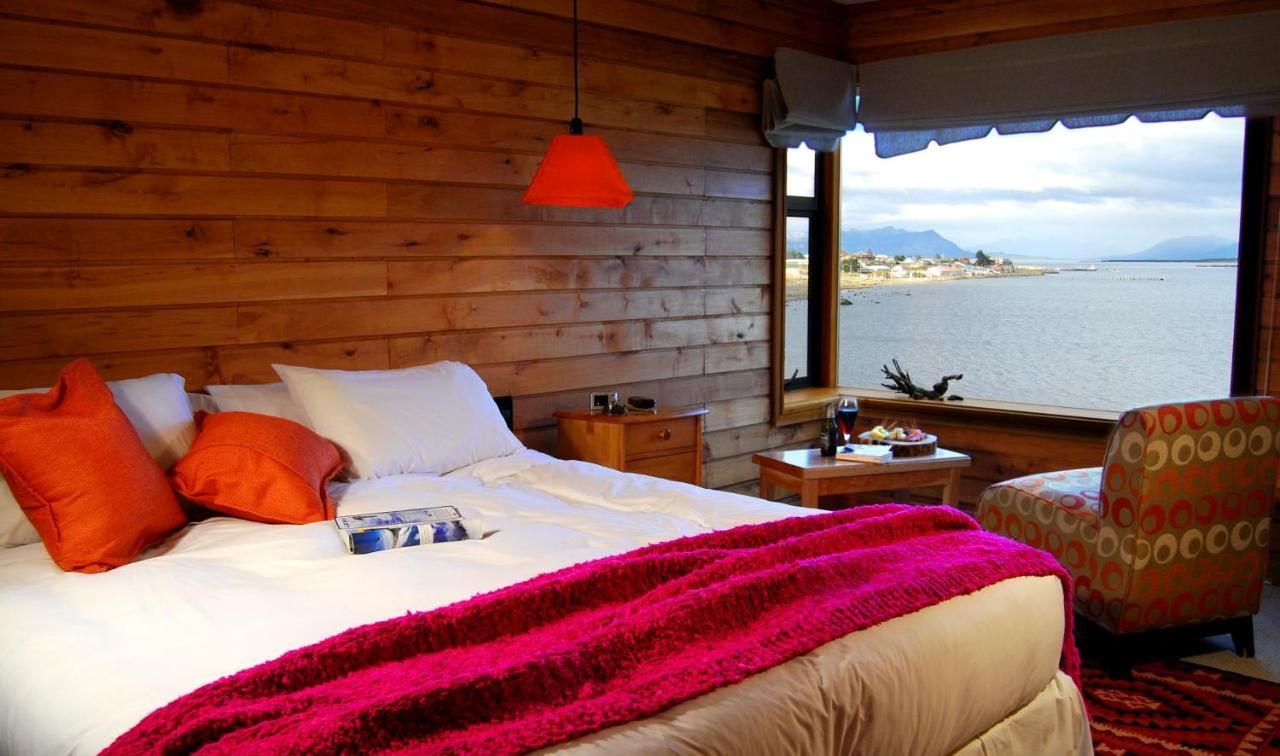Weskar Lodge Hotel Puerto Natales Exteriör bild