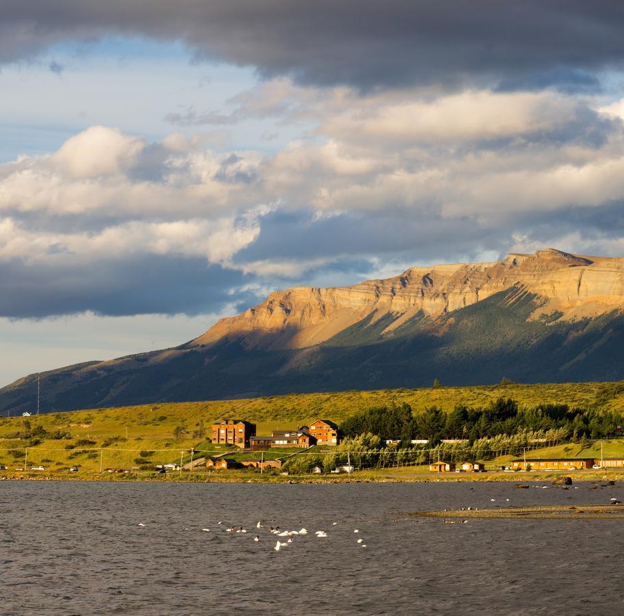Weskar Lodge Hotel Puerto Natales Exteriör bild