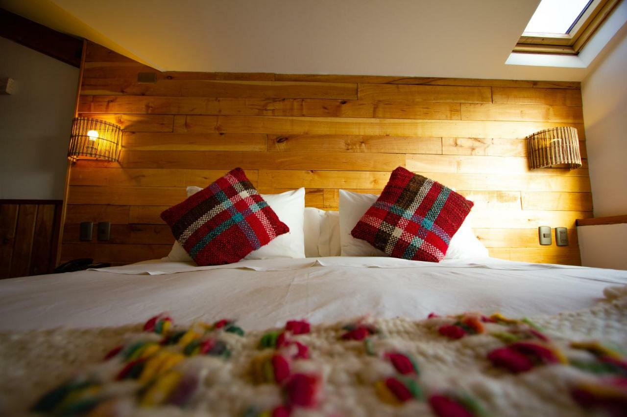 Weskar Lodge Hotel Puerto Natales Exteriör bild