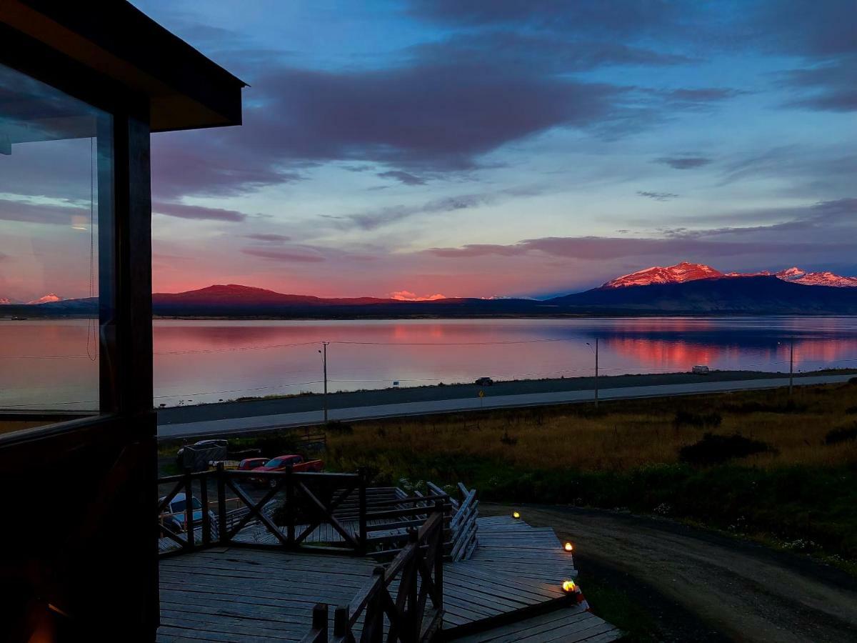 Weskar Lodge Hotel Puerto Natales Exteriör bild
